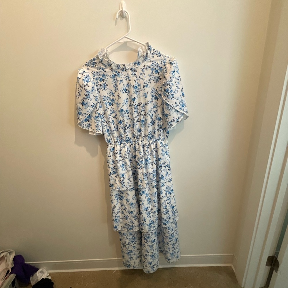 SHEIN Blue Floral Ruffle Top